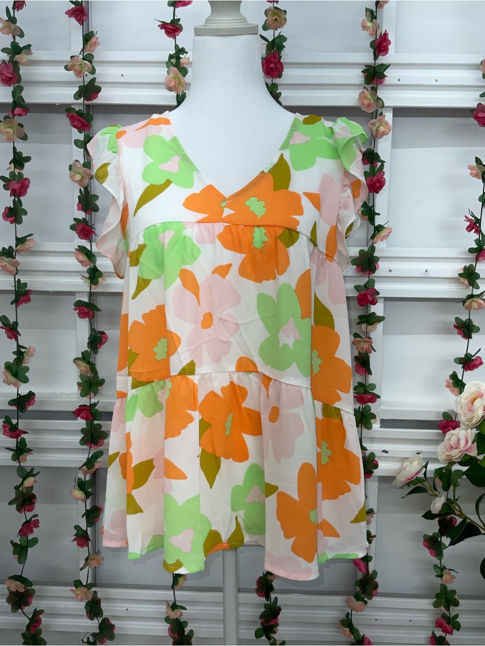 Emily Wonder- V-Neck Flutter Sleeve Floral Blouse in Orange & Green